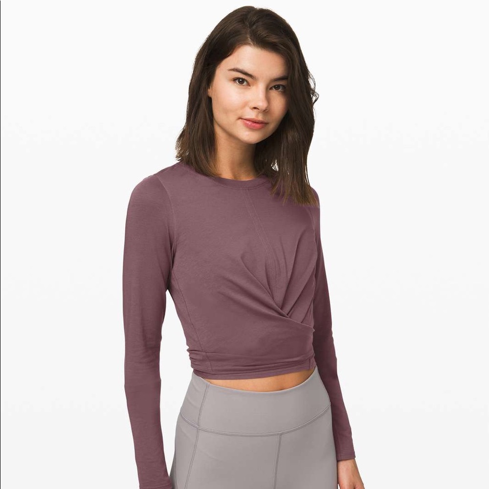 Time to restore Lululemon top